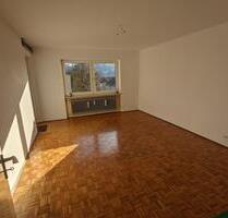 Gepflegte 2-Zimmer-Wohnung mit Balkon in Deggendorf – Troststraße