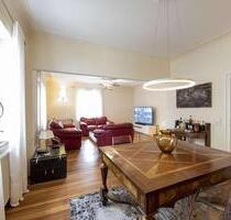 ZUR VERMIETUNG - hochwertige und zentrale Mietfläche auf 2 Etagen in Achern