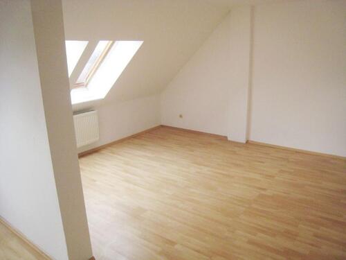 Foto - 2 Zimmer Dachgeschoßwohnung zur Miete in Merseburg