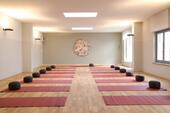 Foto - Kursraum für Körperarbeit, Yoga, Tanz und somatische Arbeit
