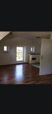 Foto - 1,5-Zimmer-Dachgeschoss - 460,00 EUR Kaltmiete, ca.  52,00 m²