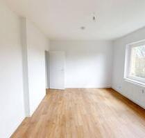 Lichtdurchflutete 3-Zimmer-Wohnung mit BALKON und Tageslichtbad - Uetersen