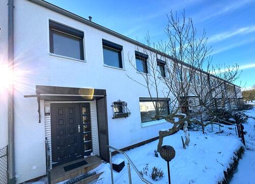 Foto - **Frisch saniertes Reihenendhaus -Bereit für den Einzug!**