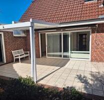 Gepflegte Reihenhaushälfte mit Terrasse, Garage und Studioausbau - Heide