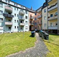 3-Zimmer zum VERLIEBEN! Praktischer Schnitt, Hochparterre und Bad mit Wanne und Dusche - Döbeln