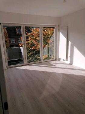 Foto - 2 Zimmer, KB - 585,00 EUR Kaltmiete, ca.  45,00 m²