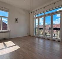 Lichtdurchflutete Altbauwohnung in ruhiger Innenstadtlage am Park - Braunschweig