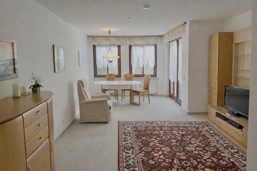 Foto - 3-Zimmer-Wohnung mit Garten und angeschlossenem Hobbyraum