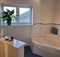 Viel Raum zum Leben – 130 qm 2,5 Zimmerwohnung mit Garten - Eppingen