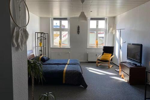 Foto - Großes, komfortables Zimmer in kleiner WG
