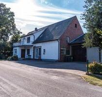 Einfamilienhaus in Espelkamp Frotheim mit großem Grundstück