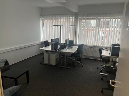 Foto - Schreibtischplatz halber Büroraum – Coworking Hamburg-Ottensen