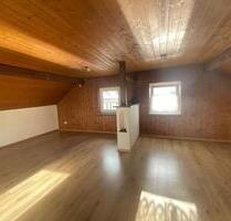 2,5 Zimmerwohnung (Altbau) - 360,00&nbsp;EUR Kaltmiete, ca.&nbsp; 48,00&nbsp;m&sup2; in Deggendorf (PLZ: 94469)