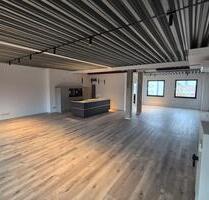 Büro Loft Wohnung in bester Lage von Kassel zu vermieten! Büro Loft Wohnung in bester Lage von Kassel zu vermieten!