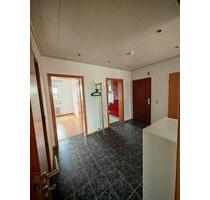 Gepflegte 3-Zi. Wohnung (71 m²) mit Loggia & Stellplatz - Braunschweig Wabe-Schunter-Beberbach