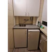 1-ZW Frankfurt Fechenheim - 450,00&nbsp;EUR Kaltmiete, ca.&nbsp; 30,00&nbsp;m&sup2; in Frankfurt am Main (PLZ: 60386) Fechenheim