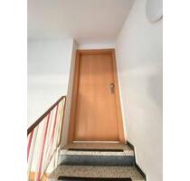 2 Zimmer Dachgeschosswohnung - 950,00&nbsp;EUR Kaltmiete, ca.&nbsp; 72,00&nbsp;m&sup2; in Rauenberg (PLZ: 69231)