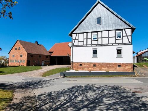 Foto - Drei-Seiten-Hof neu renoviert - 590.000,00&nbsp;EUR Kaufpreis, ca.&nbsp; 235,00&nbsp;m&sup2;