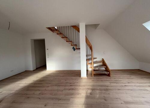 Foto - 3 Zimmer Dachgeschoßwohnung zur Miete in Rodenberg