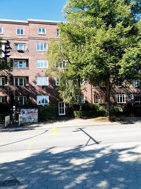 Foto - Szene Lage 2 12 Zi. Eigentumswohnung Barmbek Nord 63 m² UNI nah