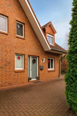 Foto - Reihen-End-Haus - 900,00 EUR Kaltmiete, ca.  116,00 m²