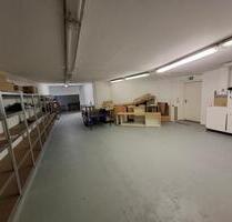 EG-Lagerraum 106 qm - 140,00&nbsp;EUR Kaltmiete, ca.&nbsp; 1,32&nbsp;m&sup2; in Remscheid (PLZ: 42853)
