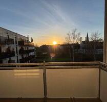 TOP Lage SN-Schelfstadt, sanierter Altbau, sehr hell, SW Balkon - Schwerin Altstadt