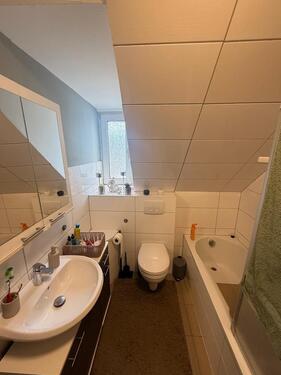 Foto - 3 Zimmer Dachgeschoßwohnung zur Miete in Solingen