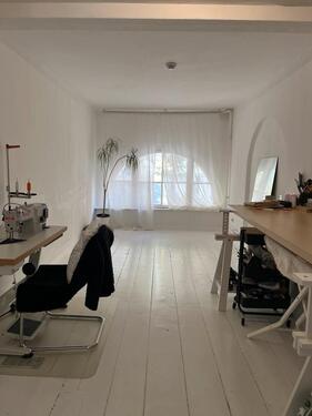 Foto - Nähstudio anteilig zu vermieten (Moabit)