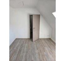 Kernsanierte 2 R DG- Wohnung - 550,00&nbsp;EUR Kaltmiete, ca.&nbsp; 55,00&nbsp;m&sup2; in Gera (PLZ: 07549) Lusan