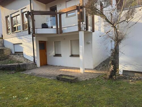 Foto - 2 - Zimmer ELW mit Terrasse + Garten