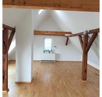 helle 3-Zimmer-Wohnung mit Innenhof in Hörselberg Hainich - Hörselberg-Hainich