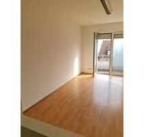 Ein Zimmer Wohnung mit Balkon in Ensdorf zu vermieten