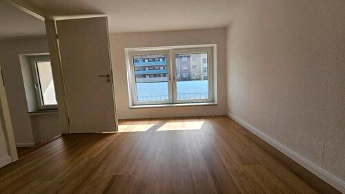 Foto - Mietwohnung ab dem 01.06 ! - 450,00&nbsp;EUR Kaltmiete, ca.&nbsp; 63,00&nbsp;m&sup2;