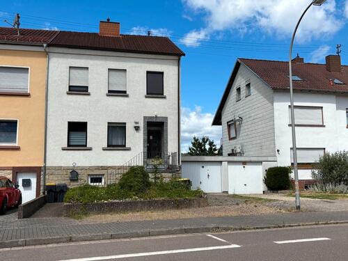 Foto - Haus In Bübingen zu Verkaufen - 340.000,00&nbsp;EUR Kaufpreis, ca.&nbsp; 130,00&nbsp;m&sup2;