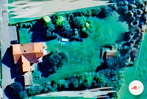 Foto - Freistehendes EFH-2FH Wfl.300 m2 3065m2 Grundstück