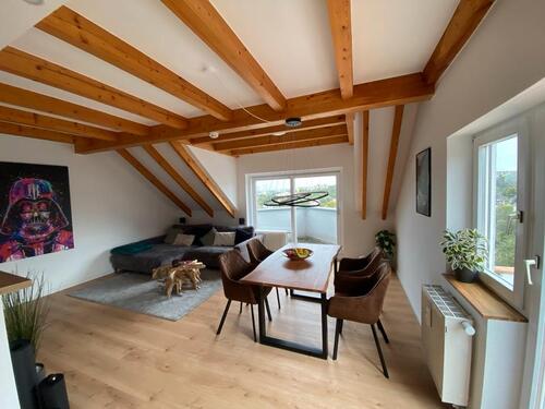 Foto - Moderne 3-Zimmer-Maisonette mit 3 Balkonen, Garage&Panoramablick
