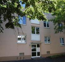 Modernisierte 3 Zimmerwohnung mit Balkon - Frankfurt am Main Fechenheim