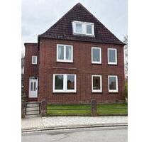 Entspanntes Büroumfeld - 740,00&nbsp;EUR Kaltmiete, ca.&nbsp; 68,00&nbsp;m&sup2; in Husum (PLZ: 25813)