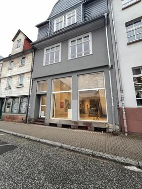Foto - Gepflegtes Ladenlokal mit großem Schaufenster vis-à-vis der neuen Uni-Bibliothek