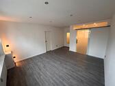 Foto - Top renovierte, seniorengerechte 2-Zimmer-Wohnung mit Duschbad!