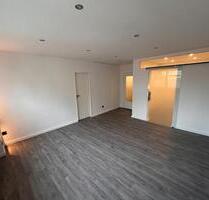 Top renovierte, seniorengerechte 2-Zimmer-Wohnung mit Duschbad! - Otterndorf