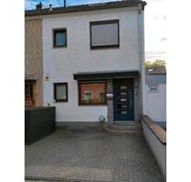 Saniertes und Modernisiertes Reiheneckhaus Reihenendhaus - Neuss Gnadental