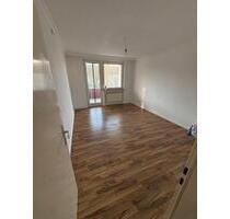 Helle 3-Zimmer Wohnung mit Balkon & Küche in Bremen-Horn 79qm