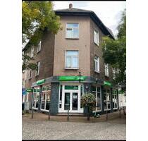 Lichtdurchflutetes Ladenlokal mit 200 Qm zu vermieten - Duisburg Mittelmeiderich