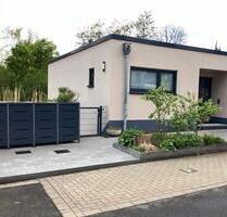 Exklusiver Wohnkomfort – Haus mit Dachterrasse und Blick ins Grün - Nümbrecht