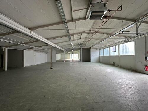 Foto - ca. 600 m² Lager-Produktionsflächen in Kirchheim