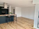 Foto - Moderne 4.5 Zimmer Wohnung mit EBK und TG-Stellplatz