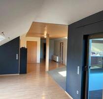 Großzügige 2-Zimmer-DG-Wohnung mit Balkon in Hünfelden Dauborn Großzügige 2-Zimmer-DG-Wohnung mit Balkon in Hünfelden Dauborn