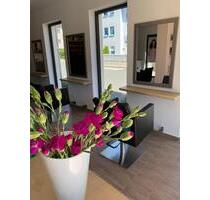 Stühle zum vermieten - 600,00&nbsp;EUR Kaltmiete, in Nürnberg (PLZ: 90451) Eibach